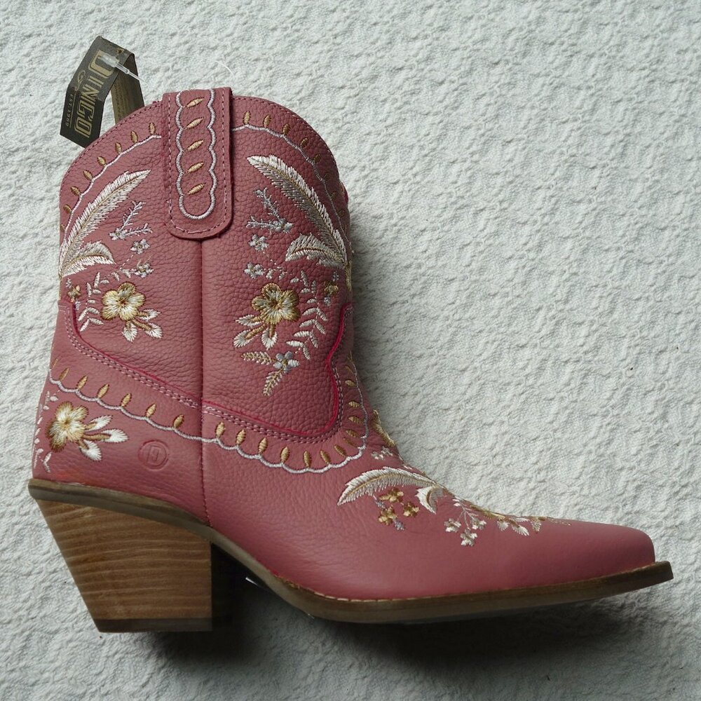 New Dingo Boots